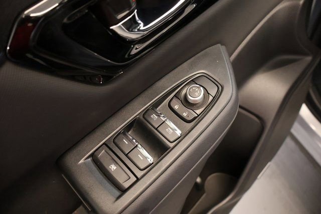 Certified 2025 Subaru Forester Limited image 11