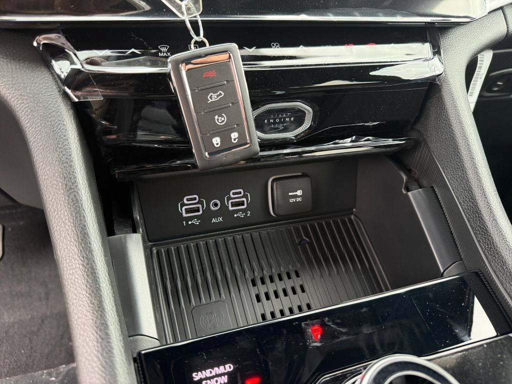 New 2026 Jeep Grand Cherokee Altitude AWD/4WD image 26