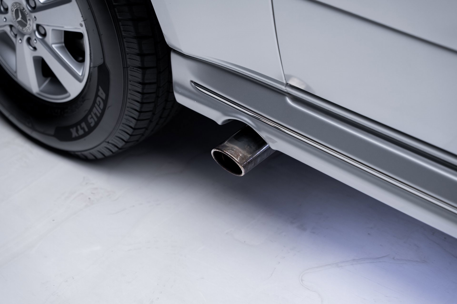 Used 2022 Mercedes-Benz Sprinter 144 Cargo image 40