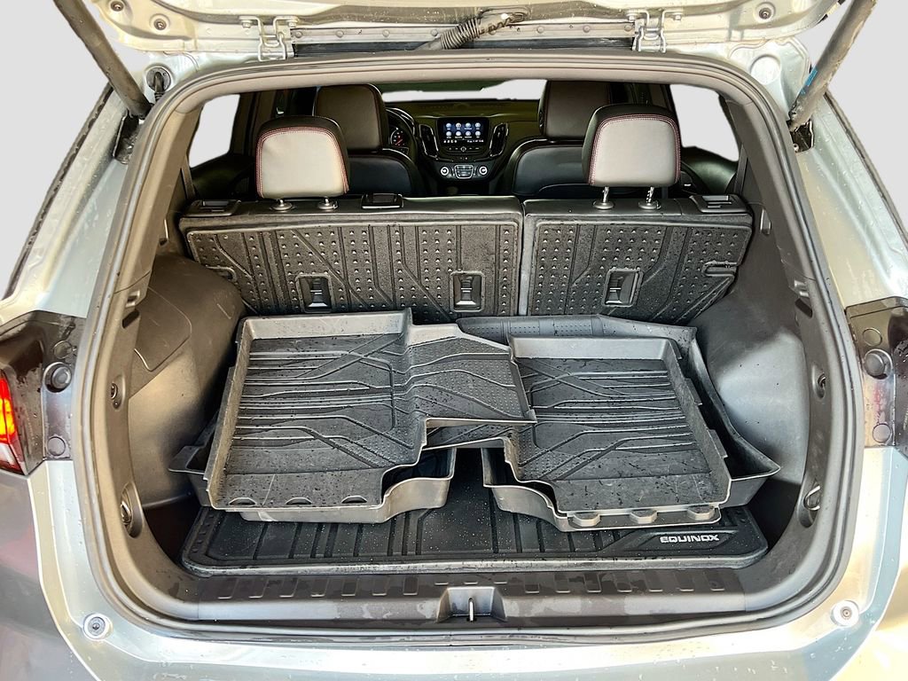 Used 2024 Chevrolet Equinox RS w/ RS Leather Package image 29