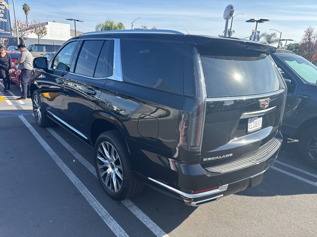 Used 2026 Cadillac Escalade Platinum Luxury image 4