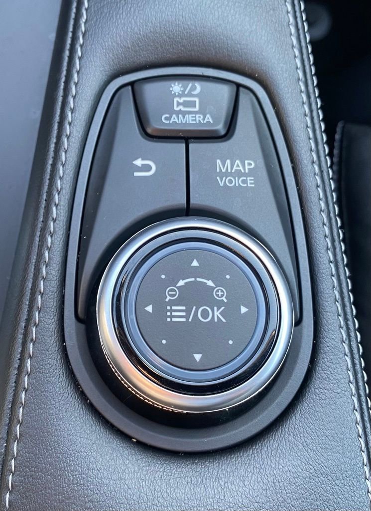 Used 2019 INFINITI QX50 Essential w/ Premium Heat Package image 16