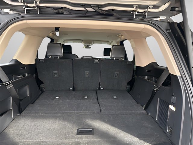 Used 2024 Ford Expedition XLT image 10