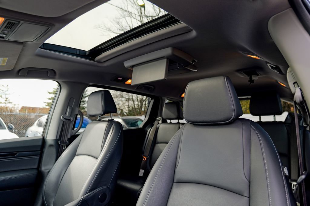 Used 2023 Honda Odyssey Touring image 26