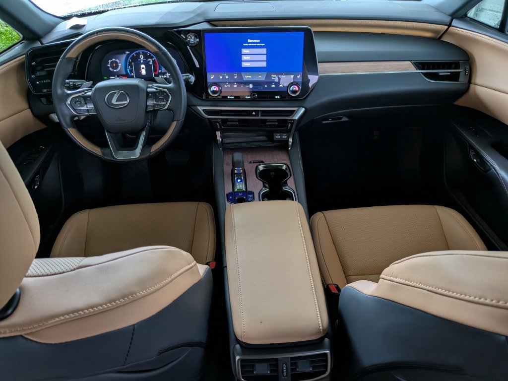 Used 2025 Lexus RX 350 Premium w/ Accessory Package FWD image 17