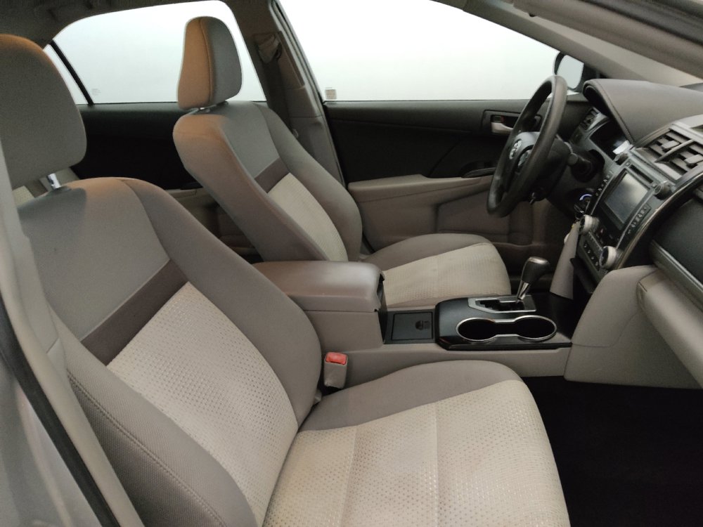 Used 2014 Toyota Camry LE FWD image 21