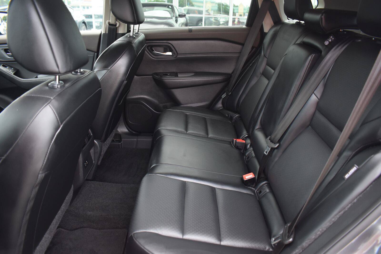 Used 2023 Nissan Rogue SV w/ SV Premium B Package FWD image 44