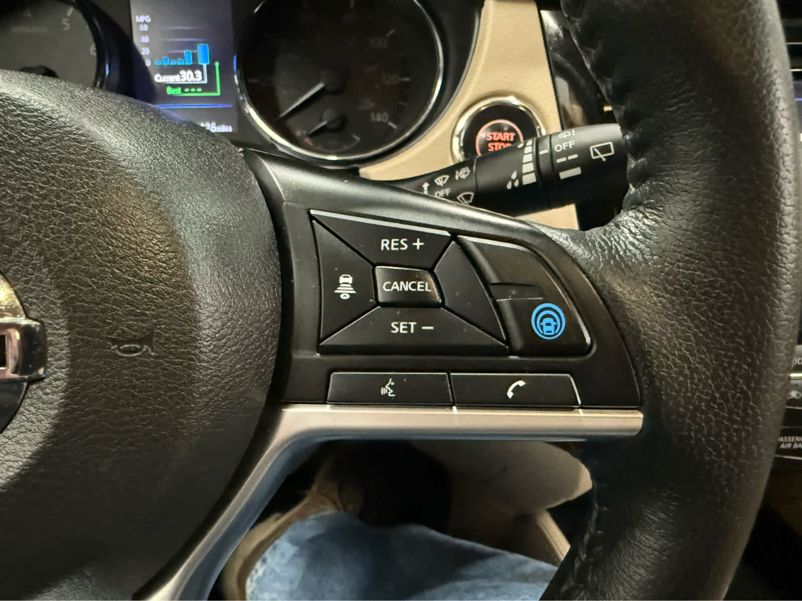 Used 2020 Nissan Rogue SL AWD/4WD image 13