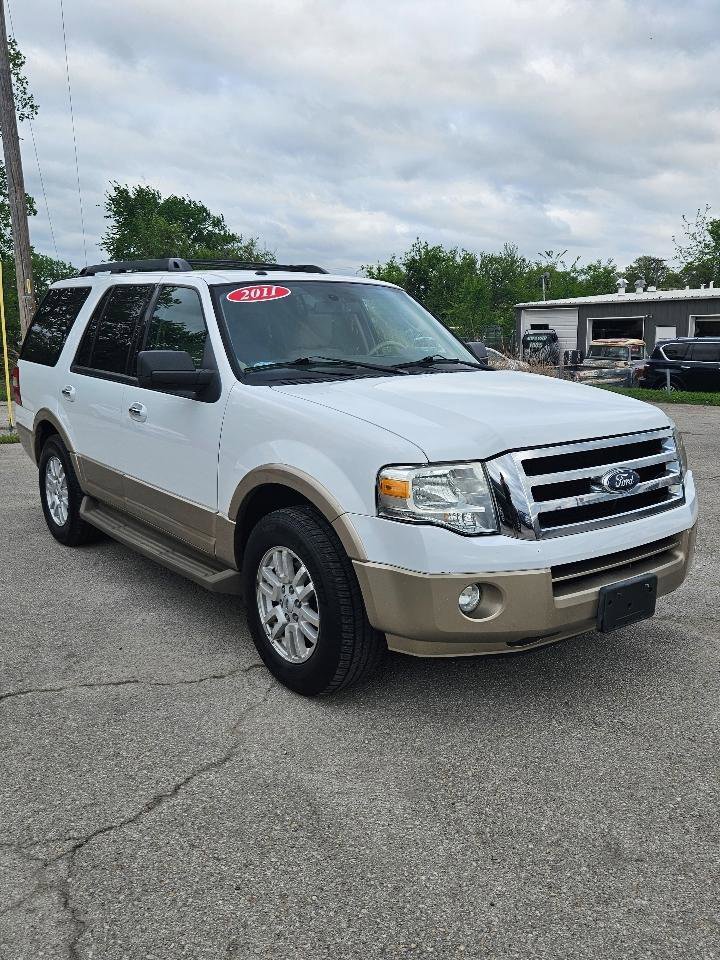 Used 2011 Ford Expedition XLT w/ 201A Rapid Spec Order Code RWD image 3