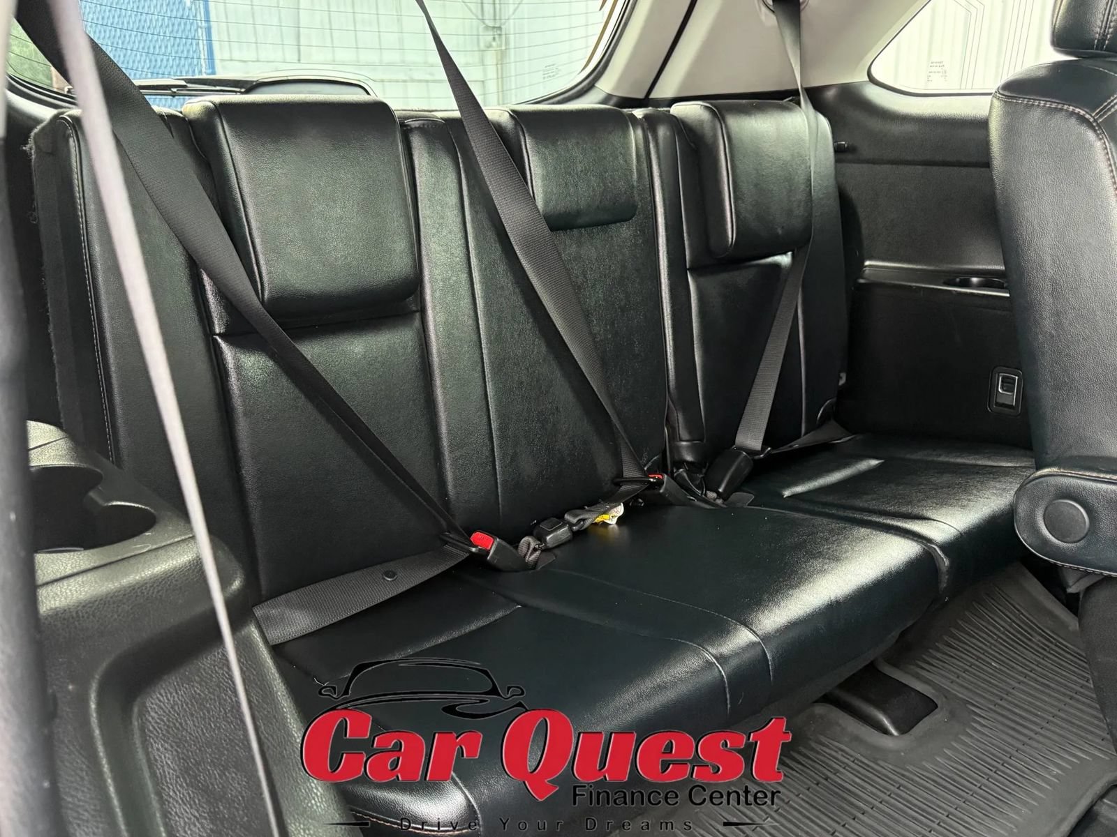 Used 2019 Toyota Highlander XLE w/ Preferred Accessory Package AWD/4WD image 18