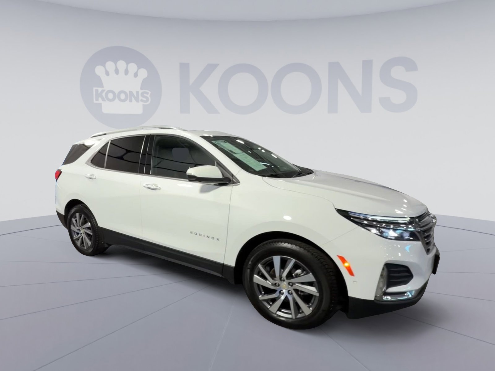 Used 2022 Chevrolet Equinox Premier AWD/4WD image 2