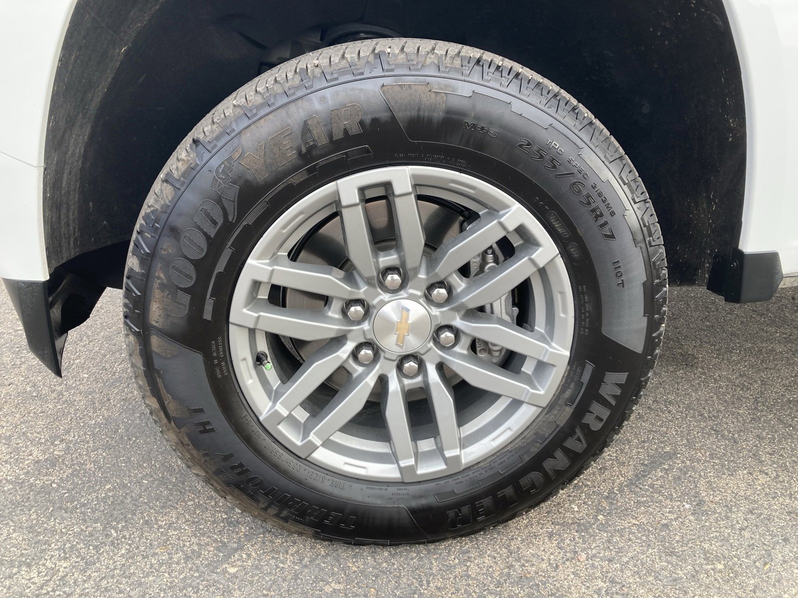 Used 2024 Chevrolet Colorado LT w/ LT Convenience Package II image 41