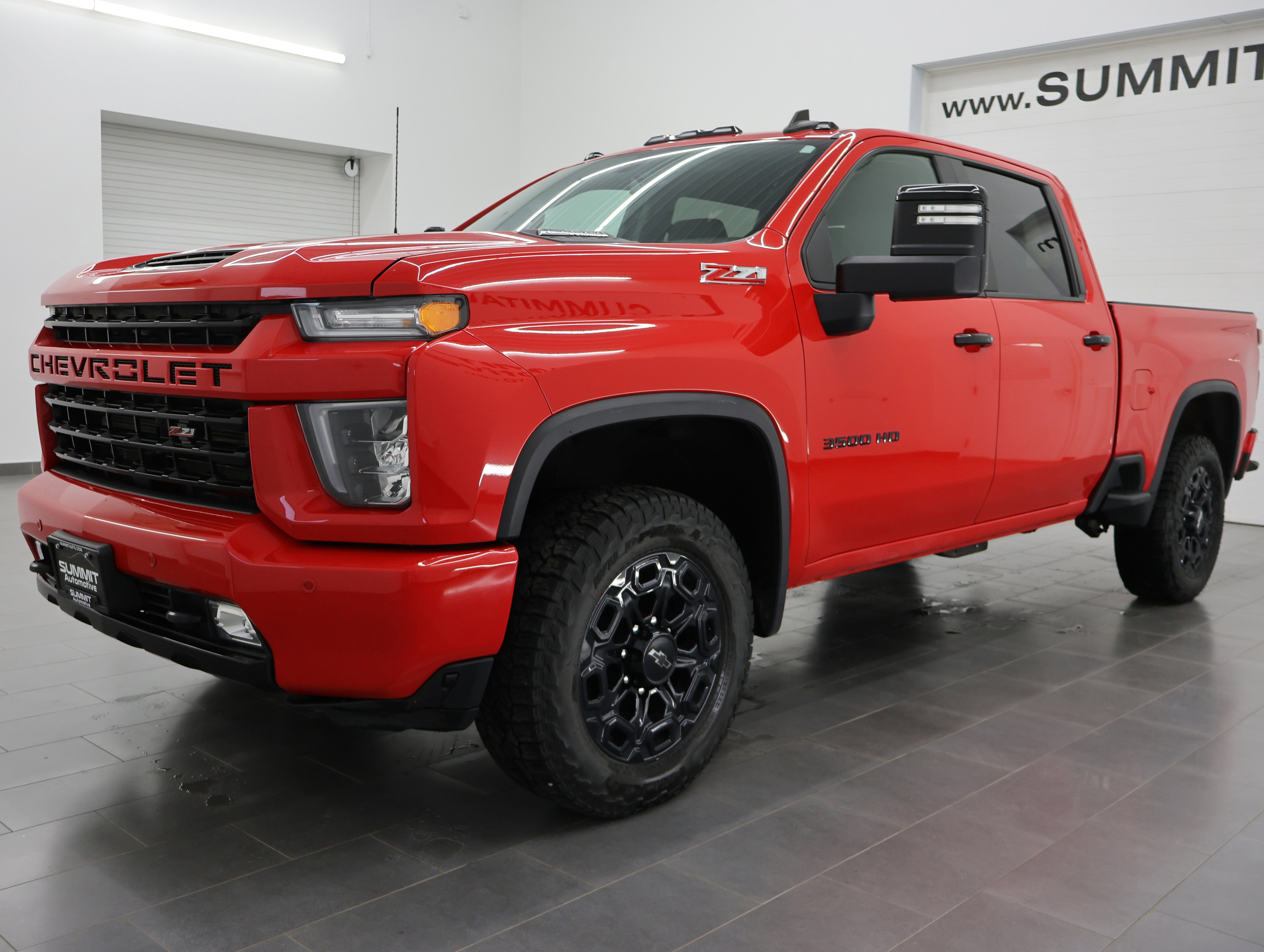 Used 2023 Chevrolet Silverado 3500 LT w/ All Star Edition AWD/4WD image 7