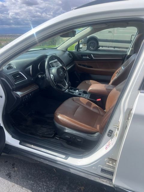 Used 2019 Subaru Outback 3.6R Touring w/ Popular Package #3A AWD/4WD image 8