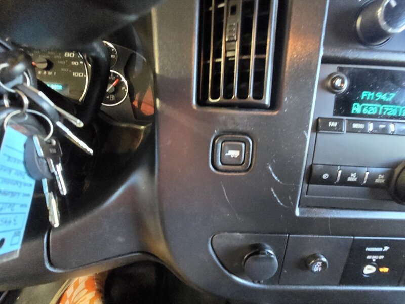 Used 2019 Chevrolet Express 3500 w/ Power Convenience Package RWD image 21