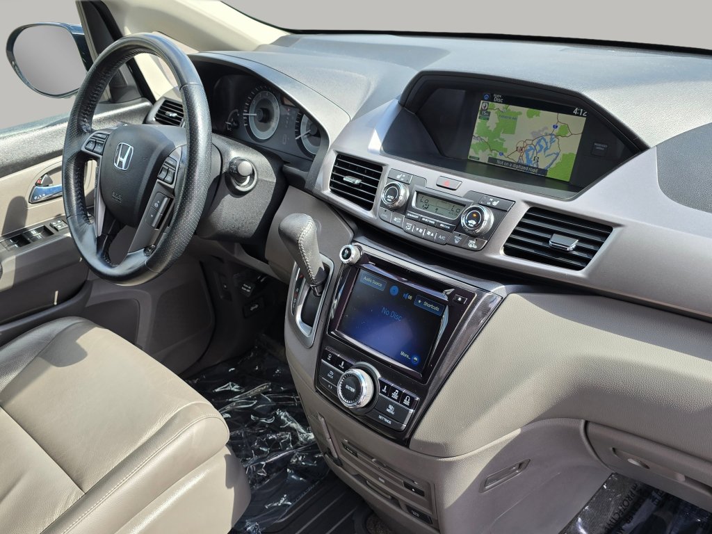 Used 2016 Honda Odyssey Touring Elite image 32