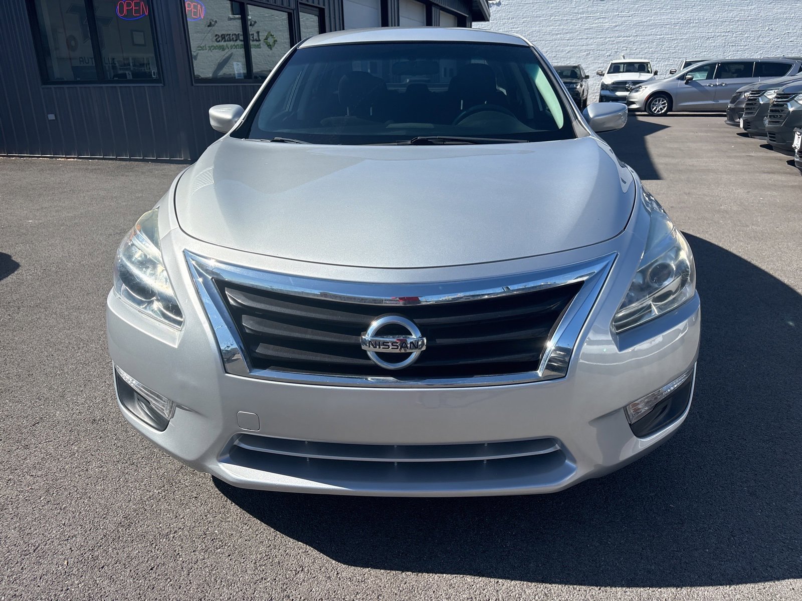 Used 2014 Nissan Altima 2.5 S image 9