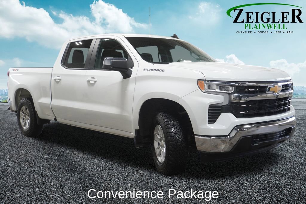 Used 2025 Chevrolet Silverado 1500 LT w/ Work Truck Package image 4