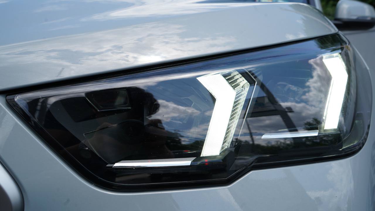 Used 2026 BMW X2 xDrive28i AWD/4WD image 27