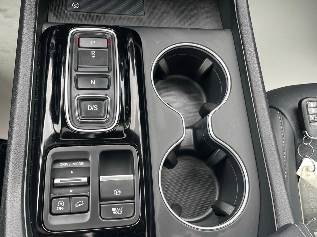 Used 2025 Honda Pilot Touring image 36