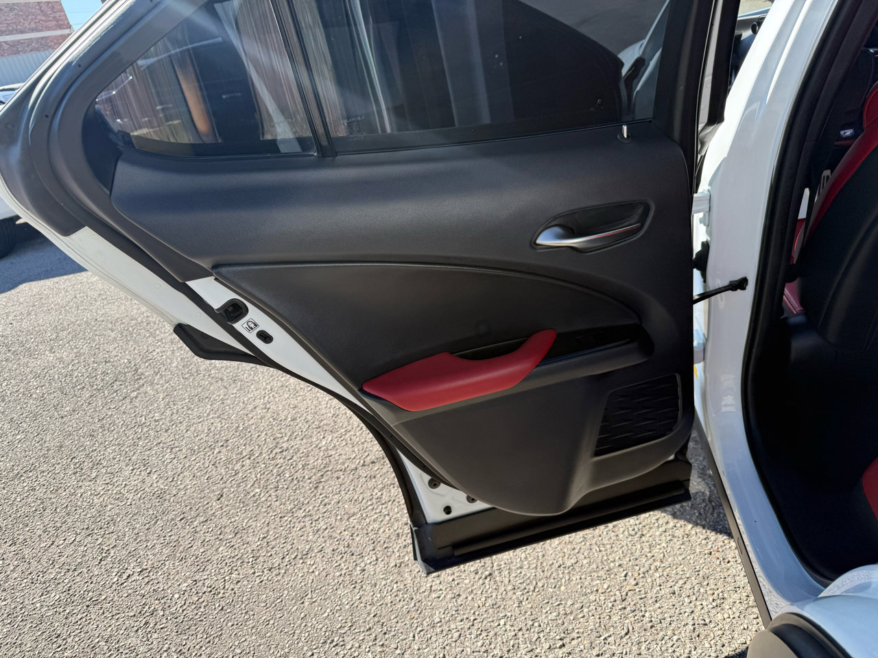 Used 2019 Lexus UX 200 F Sport image 15