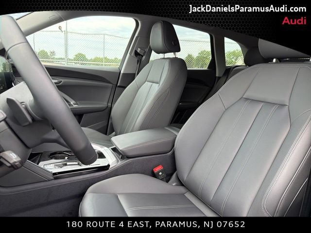 Used 2025 Audi Q5 Premium w/ Convenience Package AWD/4WD image 11
