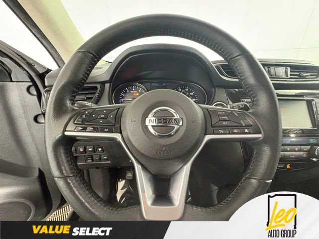 Used 2020 Nissan Rogue SV AWD/4WD image 13