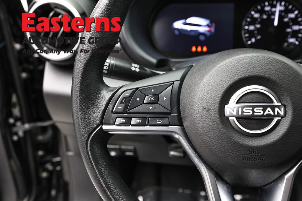 Used 2023 Nissan Kicks SV FWD image 15