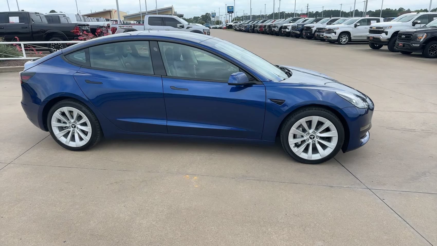 Used 2023 Tesla Model 3 Long Range AWD/4WD image 9