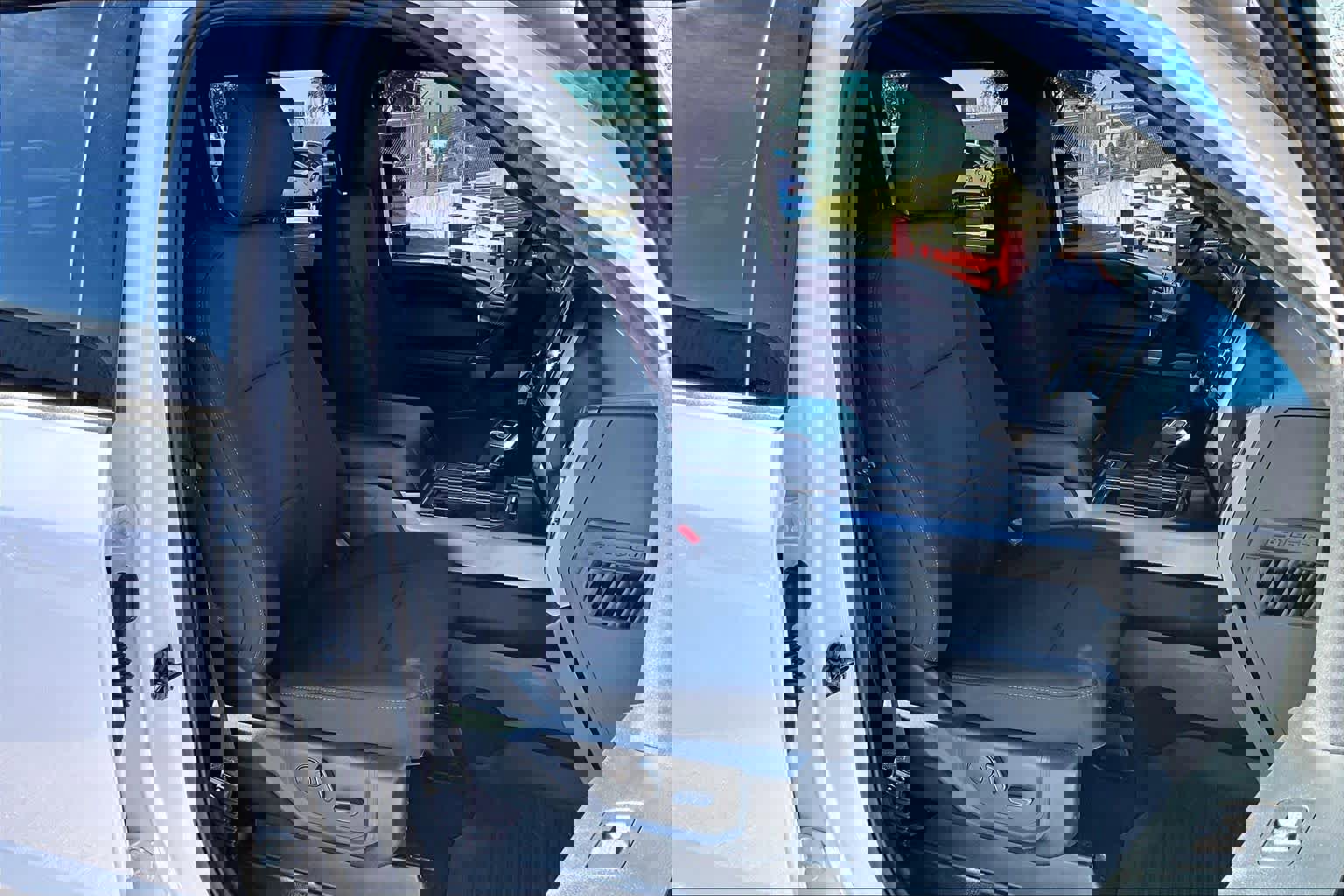 Certified 2020 Ford F150 XLT w/ Equipment Group 302A Luxury image 9