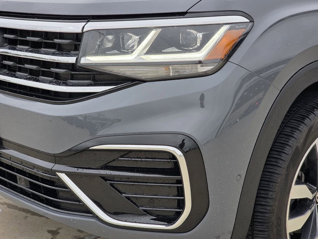 Used 2023 Volkswagen Atlas Cross Sport SEL Premium R-Line AWD/4WD image 7
