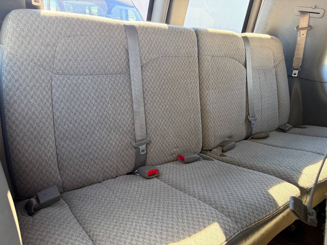 Used 2008 GMC Savana 3500 Extended Passenger w/ LT Preferred Equipment Group RWD image 20
