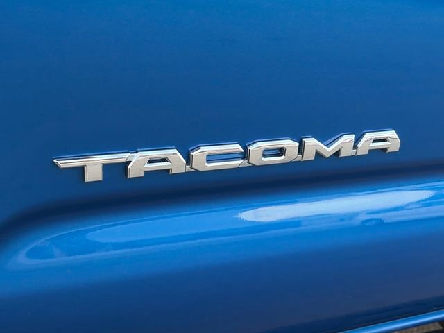 Used 2017 Toyota Tacoma TRD Off-Road w/ Tow Package (A/T) image 20