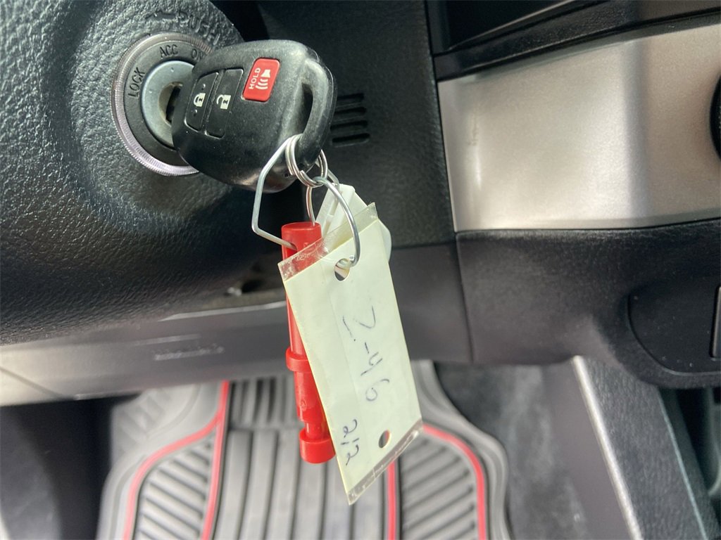 Used 2019 Toyota Tacoma SR w/ SR Convenience Package image 16