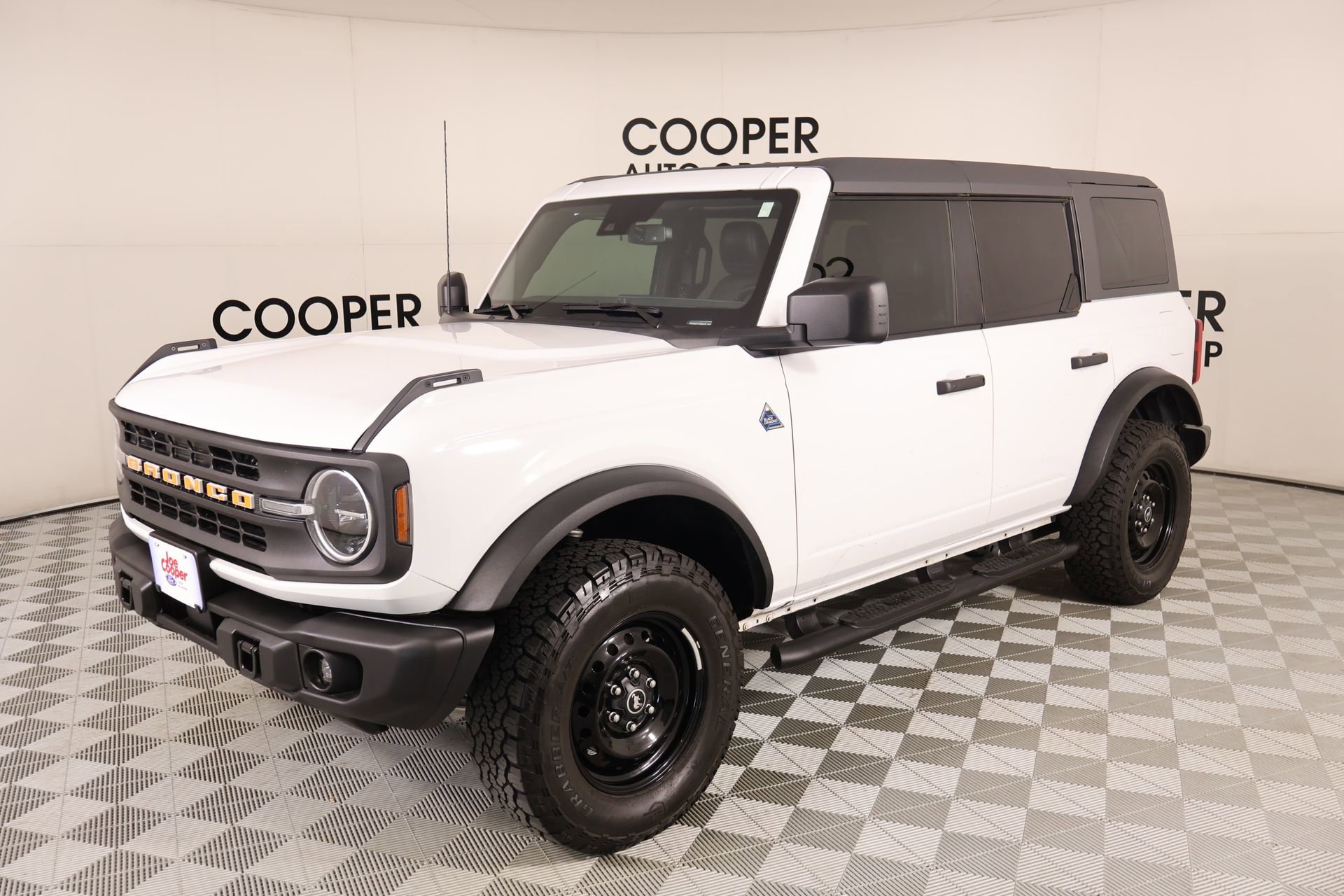 Used 2023 Ford Bronco Black Diamond AWD/4WD image 11