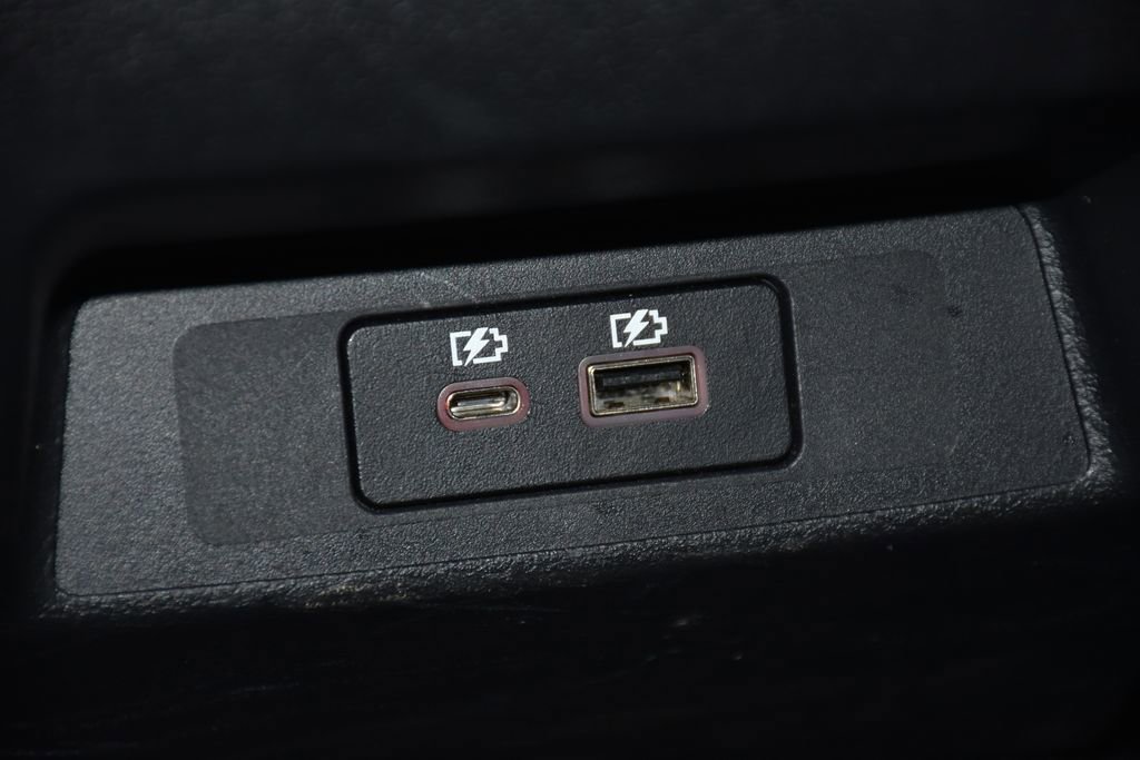 Used 2025 Nissan Altima 2.5 SV image 25