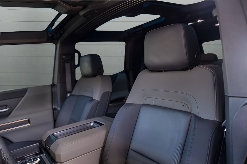 Used 2024 GMC Hummer EV 3X AWD/4WD image 2