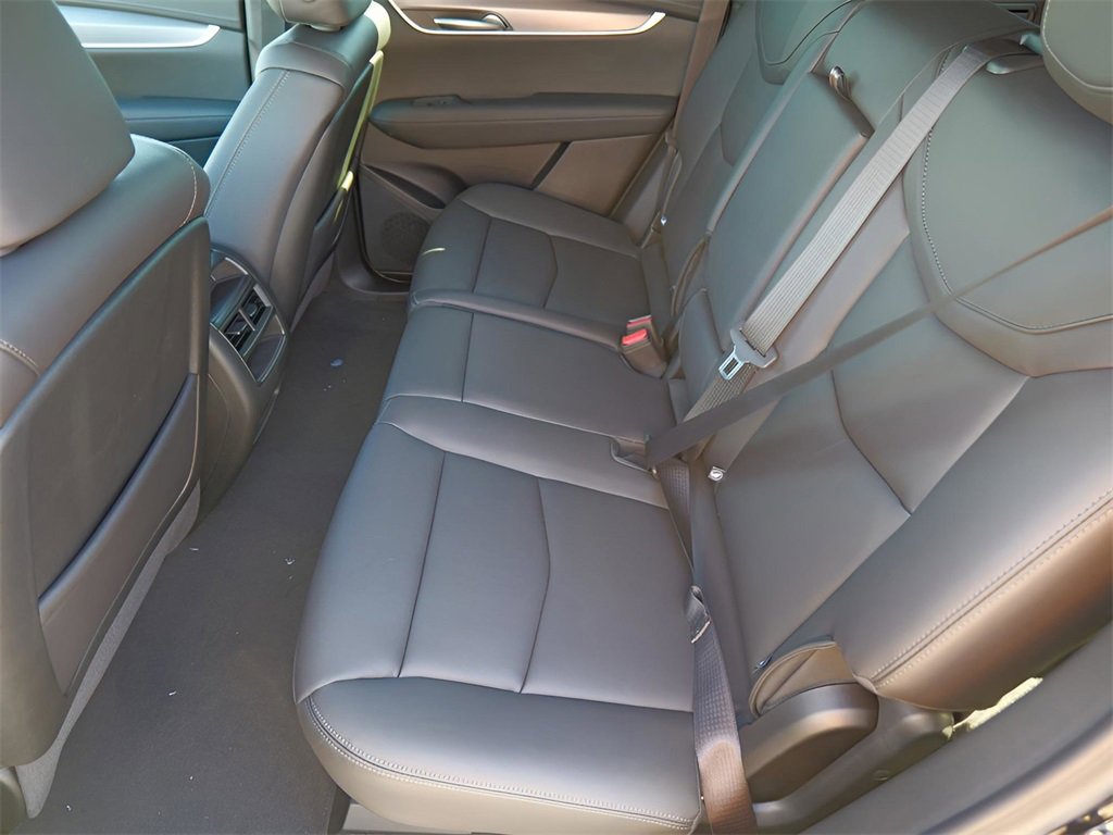 New 2026 Cadillac XT5 Luxury w/ LPO, Floor Liner Package image 23