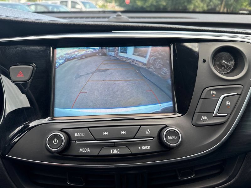 Used 2019 Buick Envision Premium AWD/4WD image 26