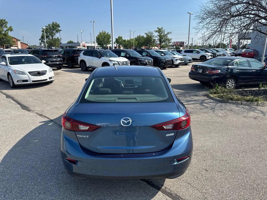 Used 2018 MAZDA MAZDA3 Sport FWD image 8