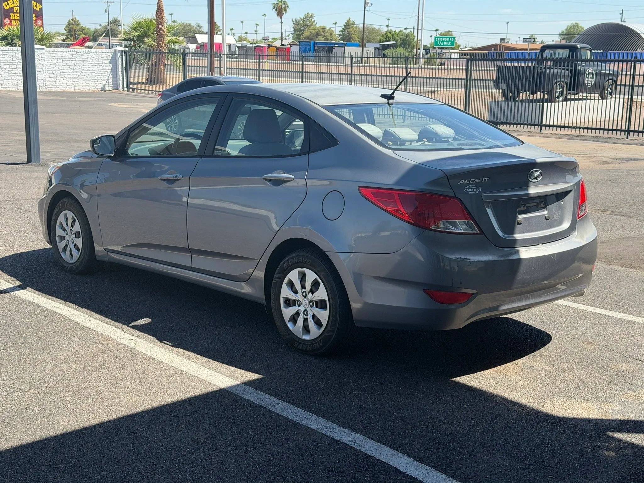 Used 2015 Hyundai Accent GLS FWD image 5
