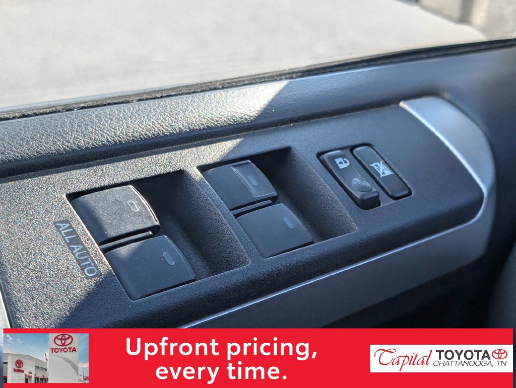 Used 2010 Toyota 4Runner SR5 AWD/4WD image 14