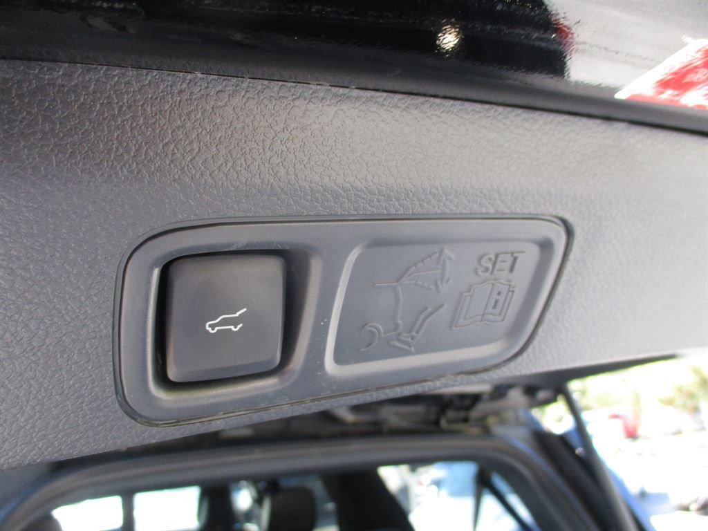 Used 2022 Lincoln Navigator L Reserve image 5