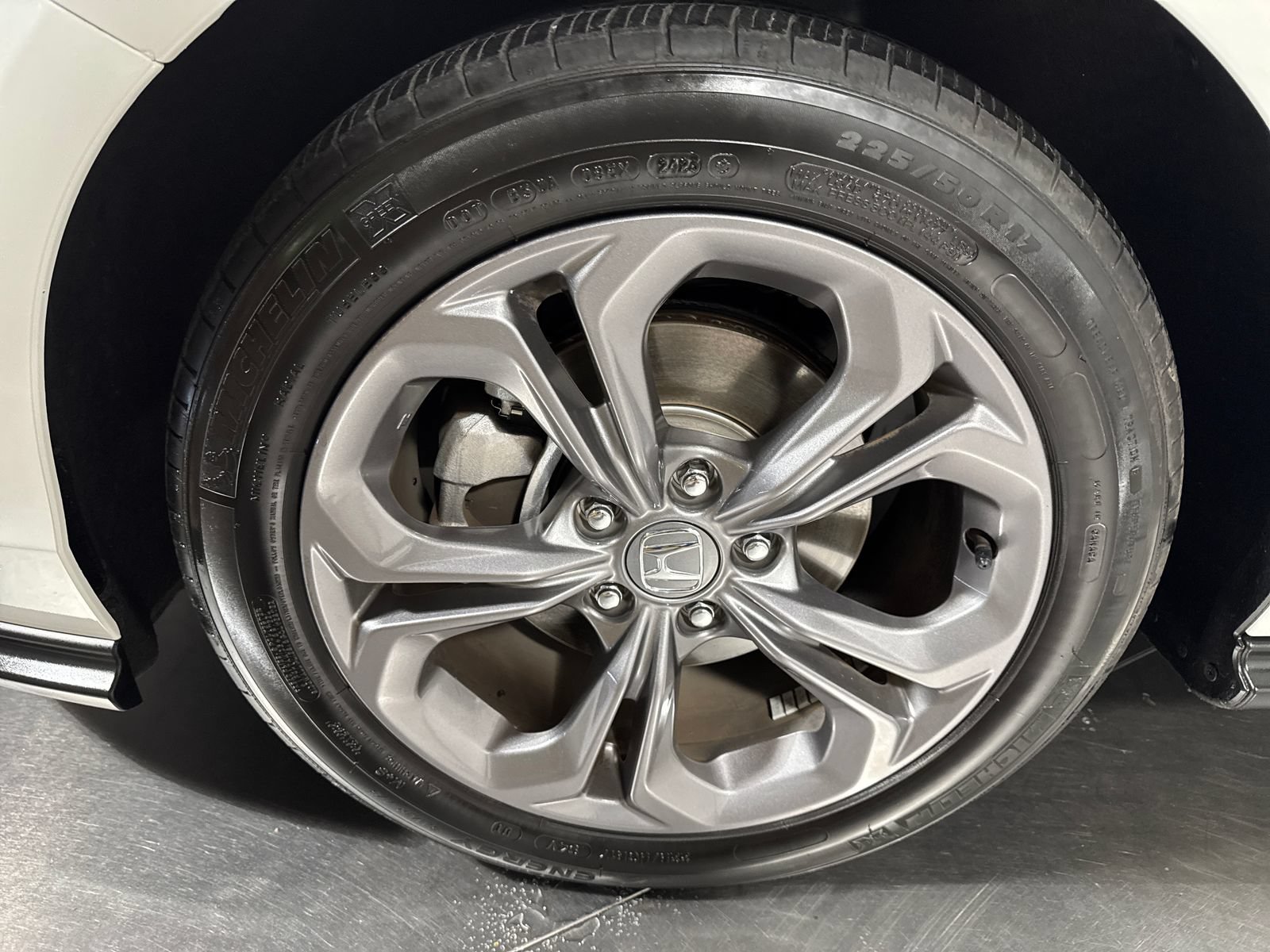 Used 2023 Honda Accord EX image 2
