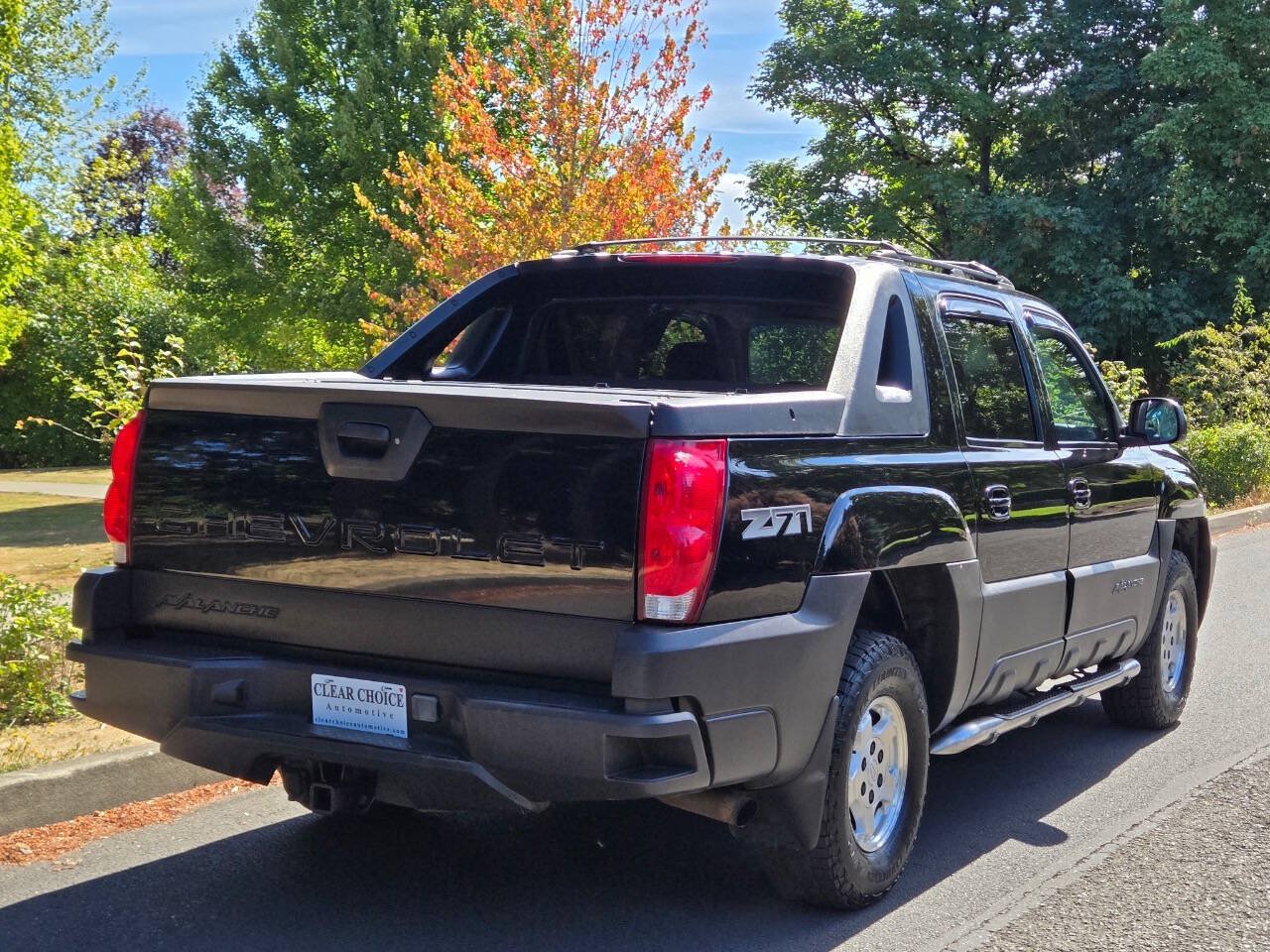 Used 2004 Chevrolet Avalanche Z71 w/ Sun And Sound Package