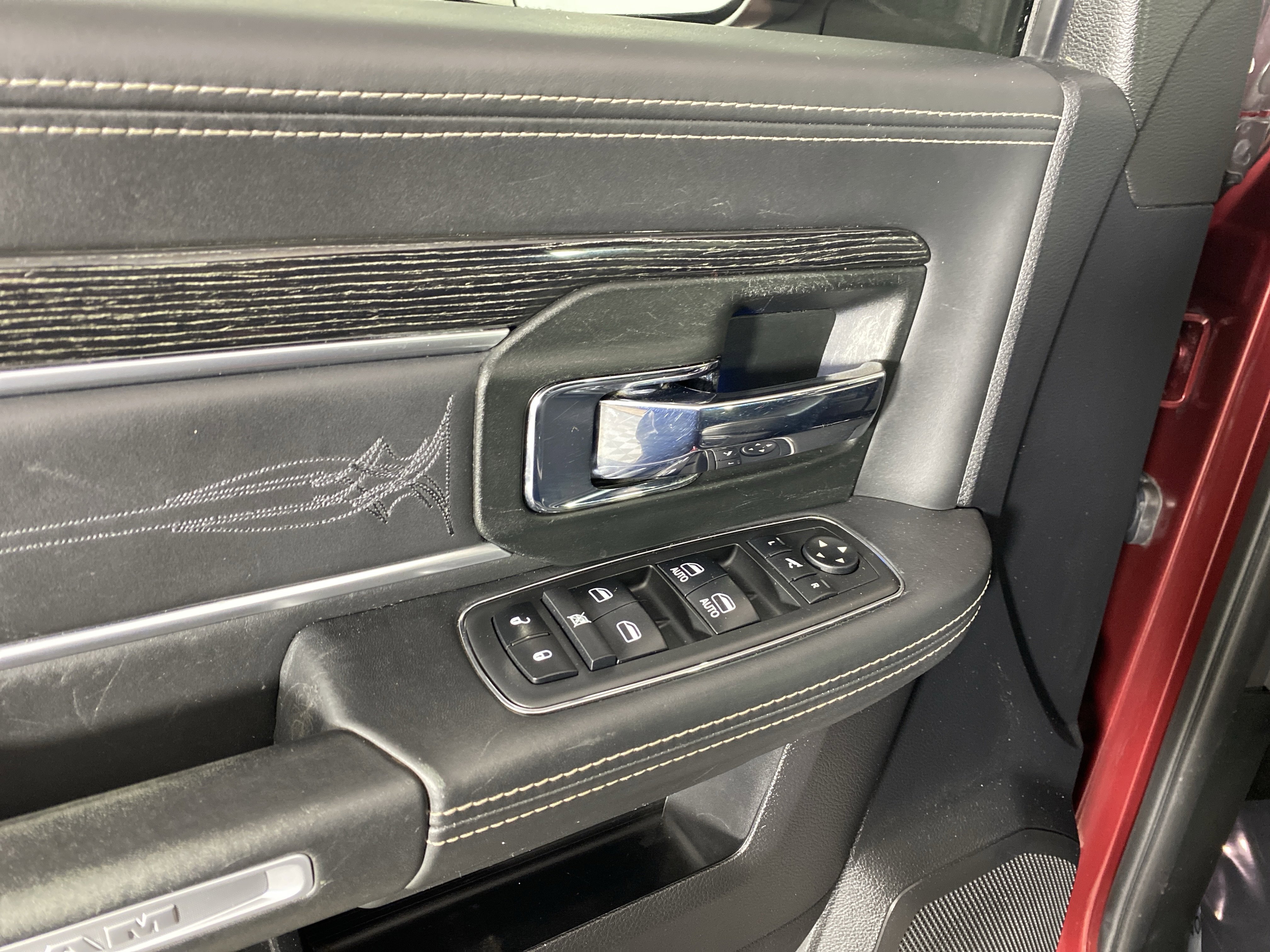 Used 2018 RAM 2500 Limited image 15