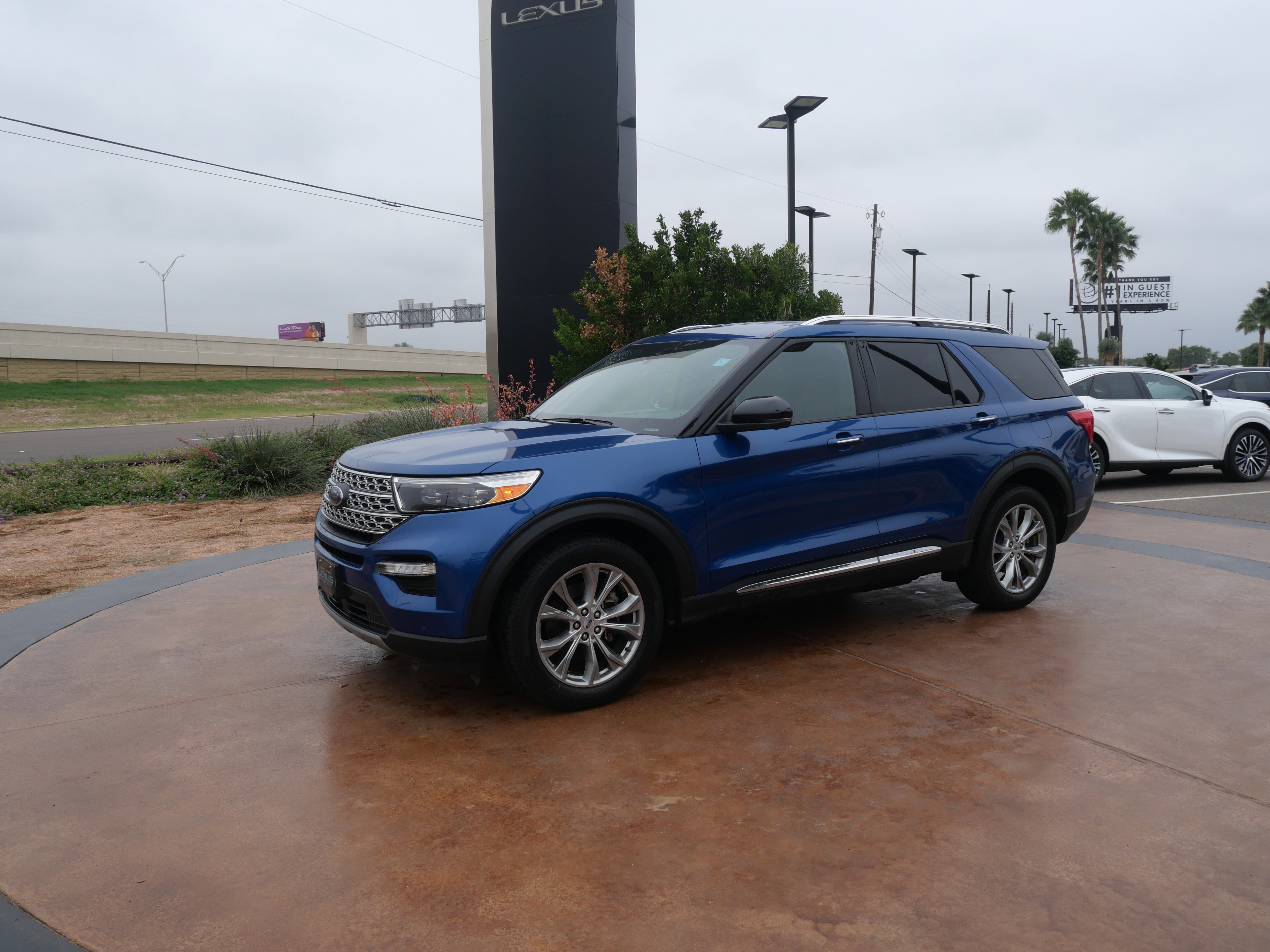 Used 2020 Ford Explorer Limited image 5