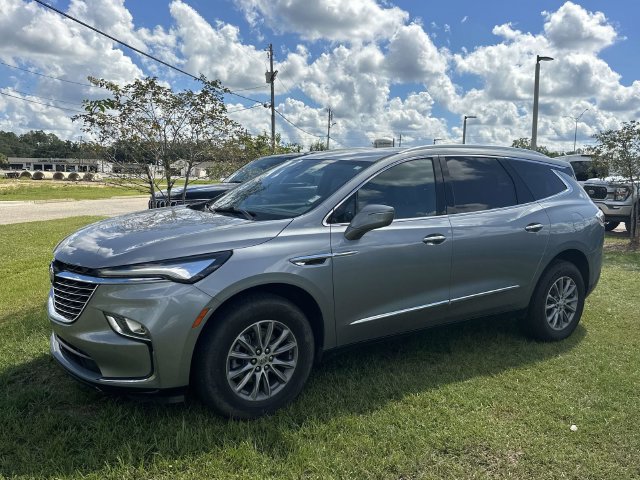 Used 2024 Buick Enclave Essence FWD image 14