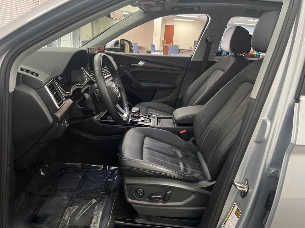 Used 2021 Audi Q5 2.0T Premium Plus w/ Premium Plus Package image 11