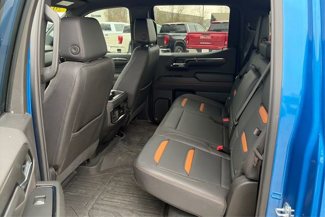 Used 2024 GMC Sierra 1500 AT4 w/ Technology Package image 10